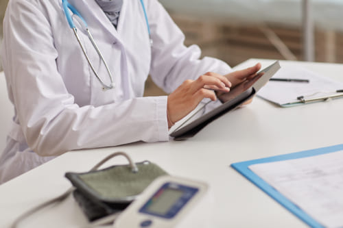 Consulta presencial y virtual